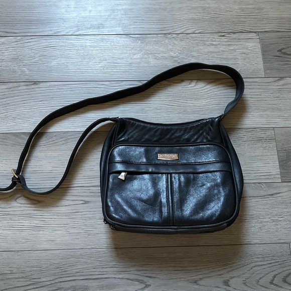 Vintage Hush puppies bag - Picture 1 of 5